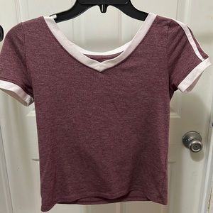 purple v-neck shirt